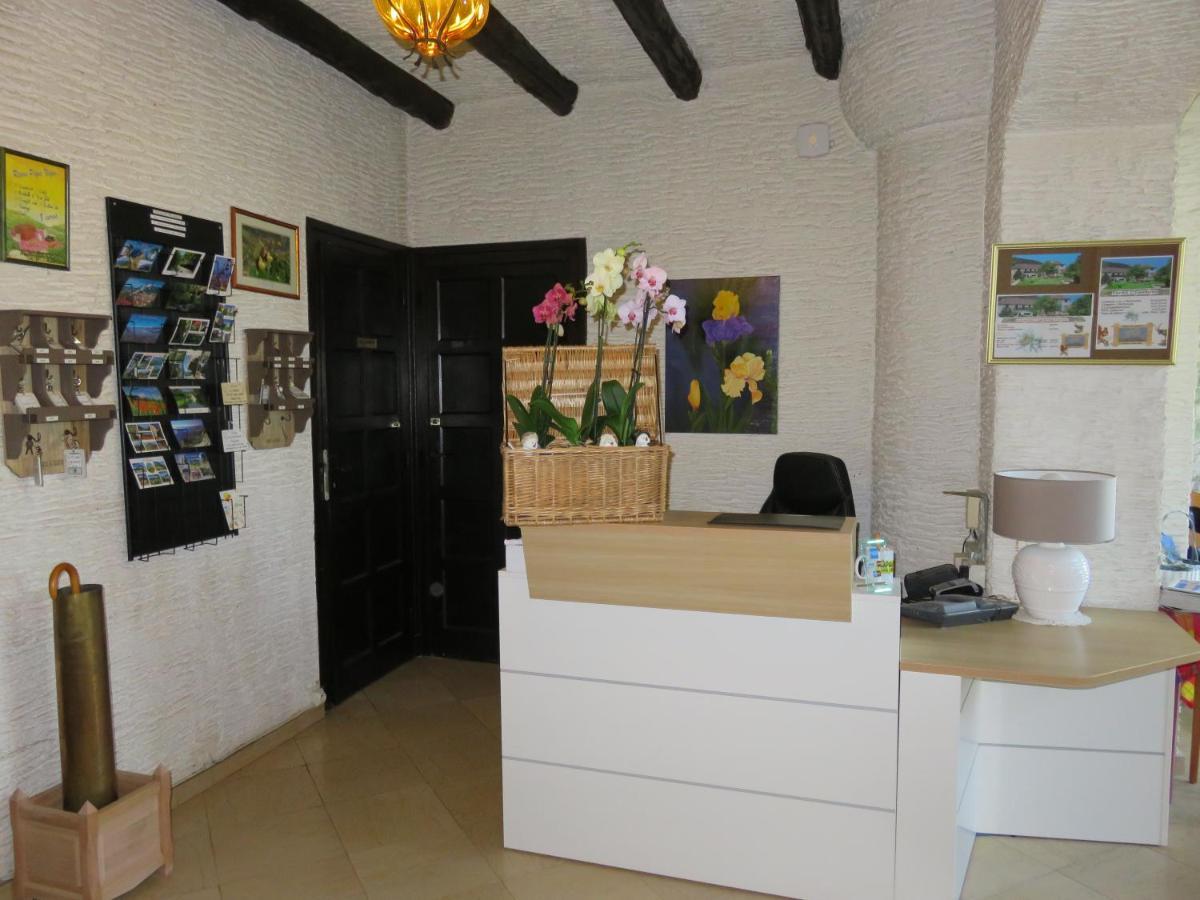 Hotel Restaurant Le Traineau Clelles المظهر الخارجي الصورة