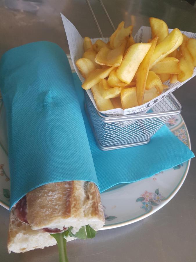 Hotel Restaurant Le Traineau Clelles المظهر الخارجي الصورة